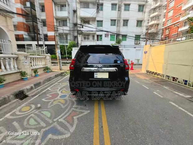 Toyota Land Cruiser Prado 2.7 VVT-i 2016 Black