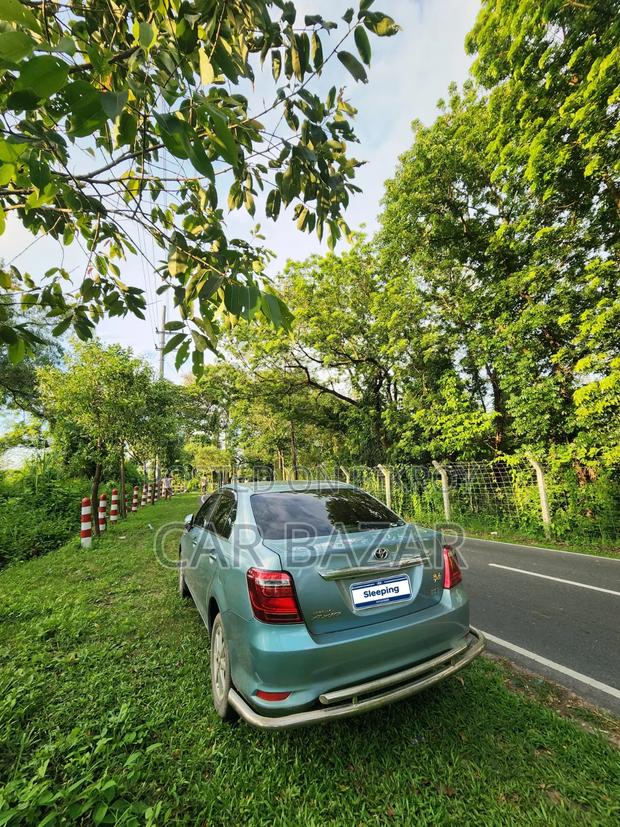 Toyota Axio 1.5 Hybrid G 2WD 2015 Green
