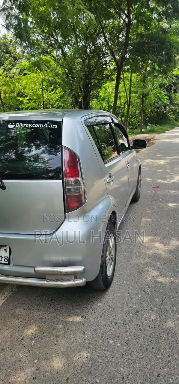 Toyota Passo 2005 Silver