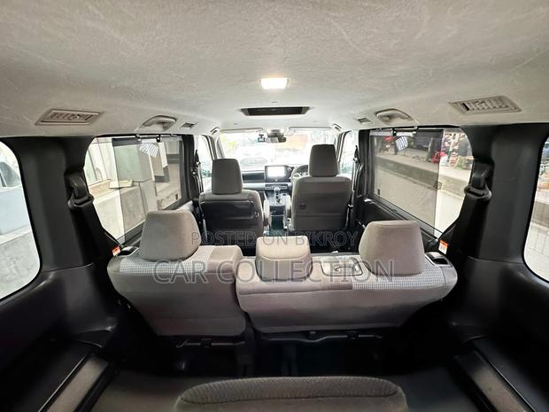 Toyota Noah 2022 Brown