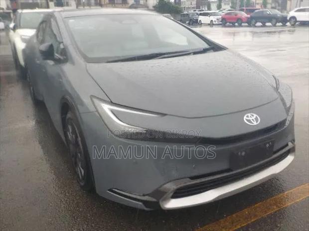 New Toyota Prius 2023 Gray