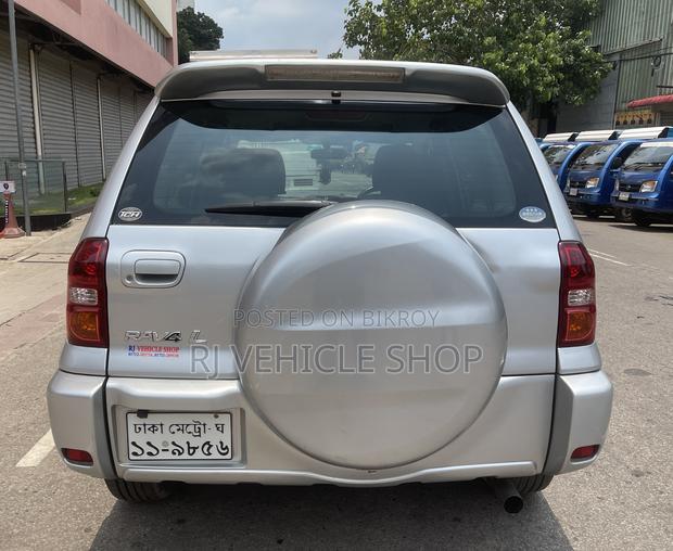 Toyota RAV4 1.8 2004 Silver