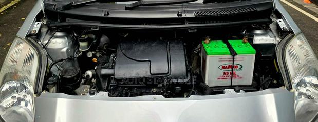Toyota Vitz 1.0 FWD 5dr 2009 Silver