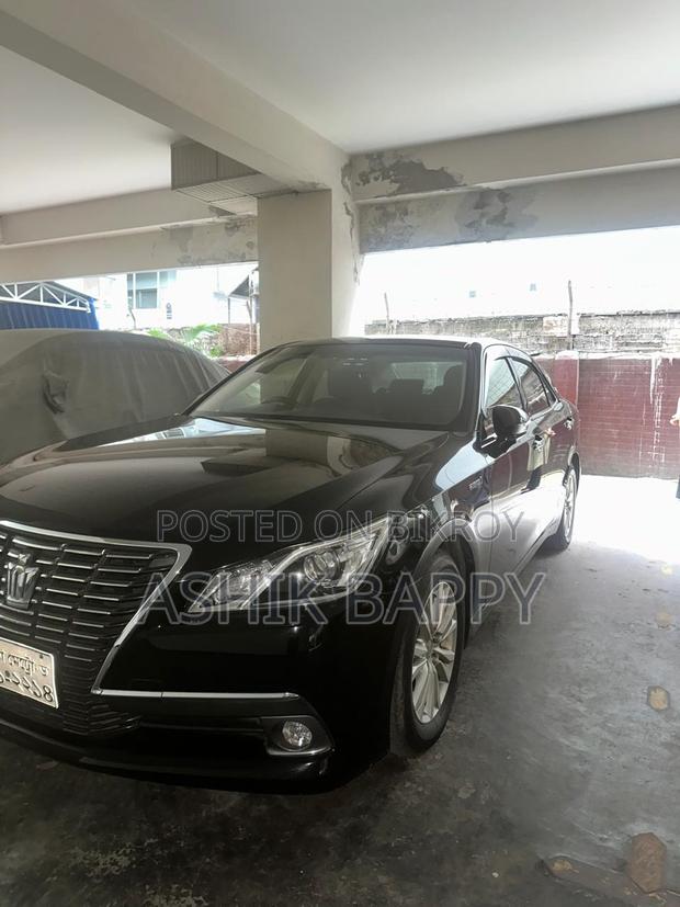 Toyota Crown 2013 Black