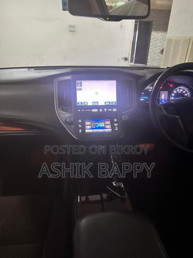 Toyota Crown 2013 Black