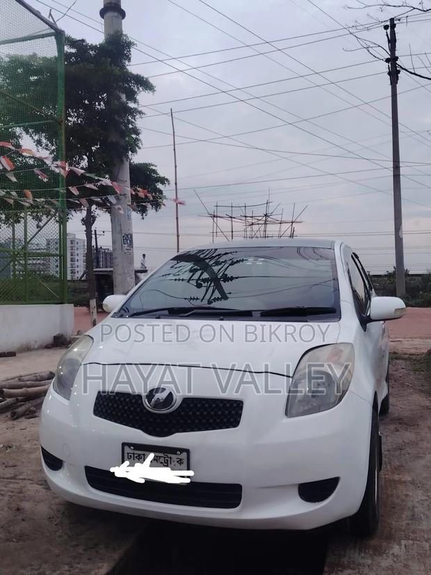 Toyota Vitz 2008 White