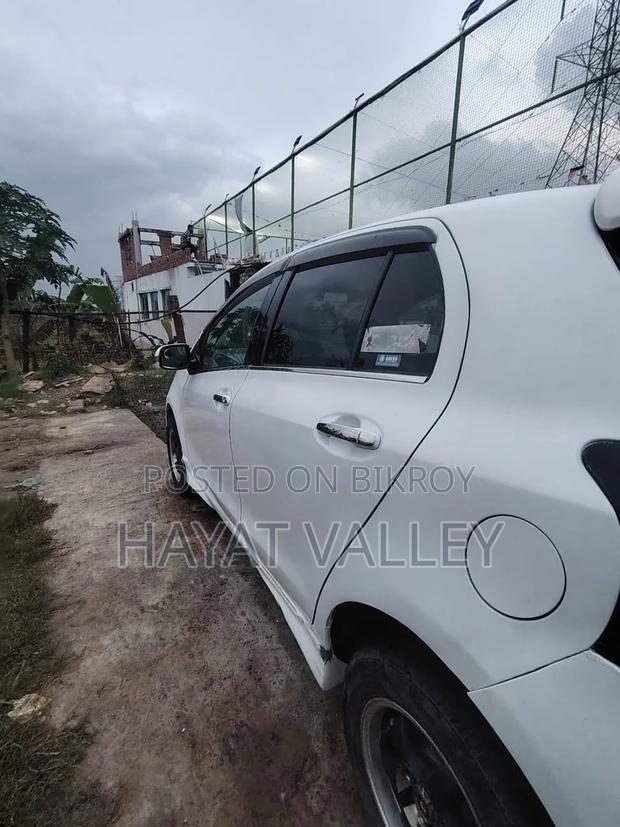 Toyota Vitz 2008 White