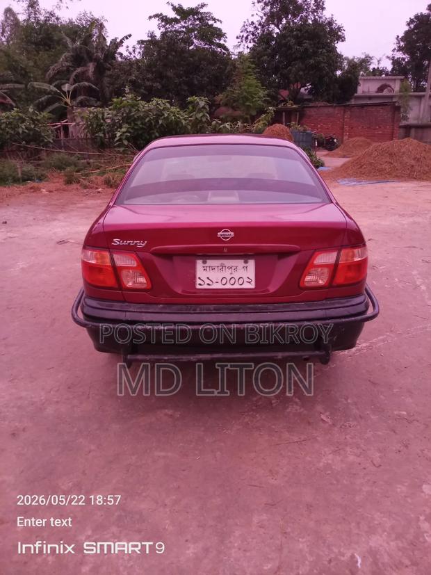 Nissan Sunny 2020 Red