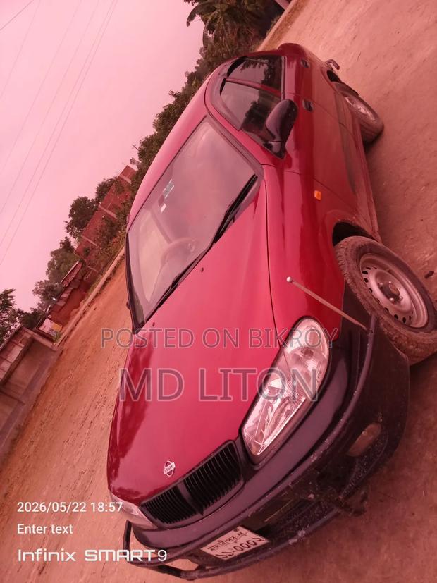 Nissan Sunny 2020 Red