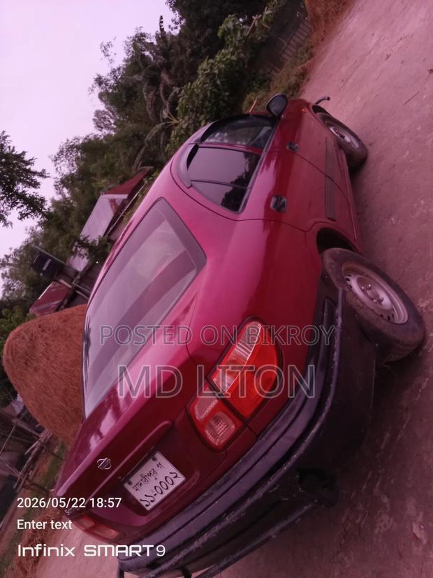 Nissan Sunny 2020 Red