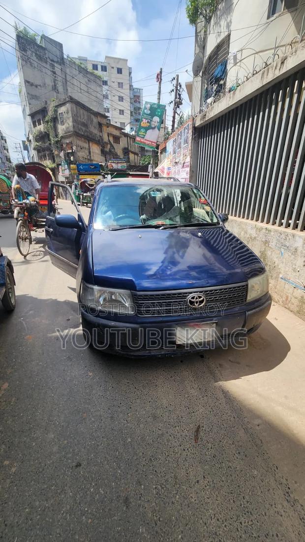 Toyota Probox 2004 Blue