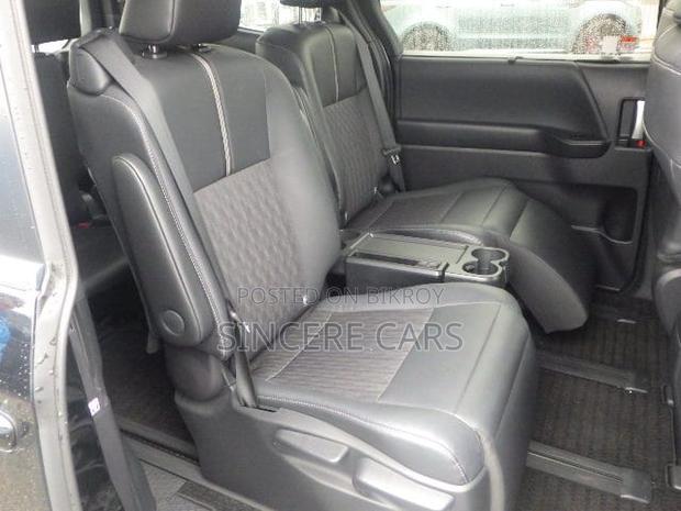 Toyota Noah 2022 Black