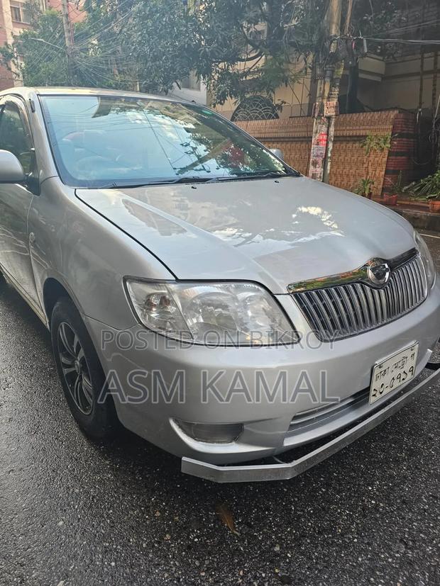 Toyota Corolla 2004 Silver