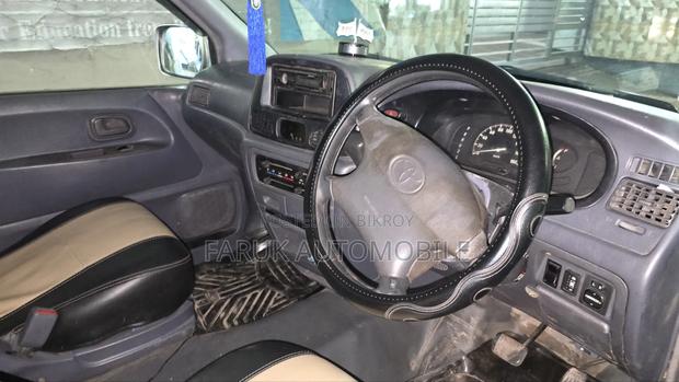 Toyota Noah 2003 Silver