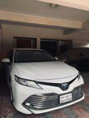 Toyota Camry 2017 White for sale
