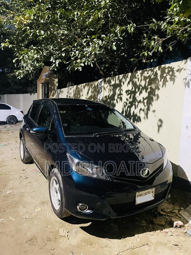 Toyota Vitz 1.3 AWD 5dr 2011