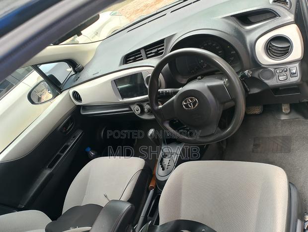 Toyota Vitz 1.3 AWD 5dr 2011
