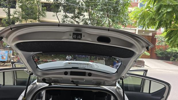Toyota Aqua G 2014 Silver