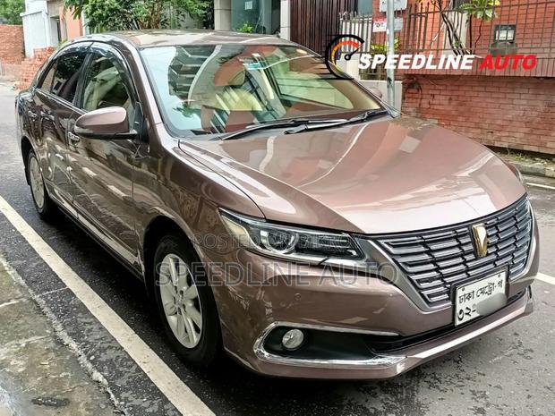 Toyota Premio 2017 Brown