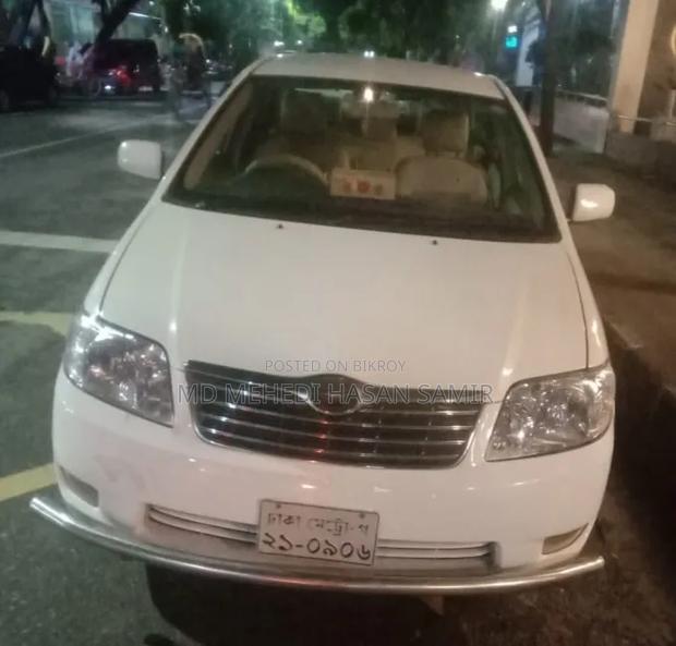 Toyota Corolla 2004 White