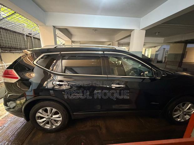 Nissan X-Trail 2.0 Hybrid FWD 2015 Black