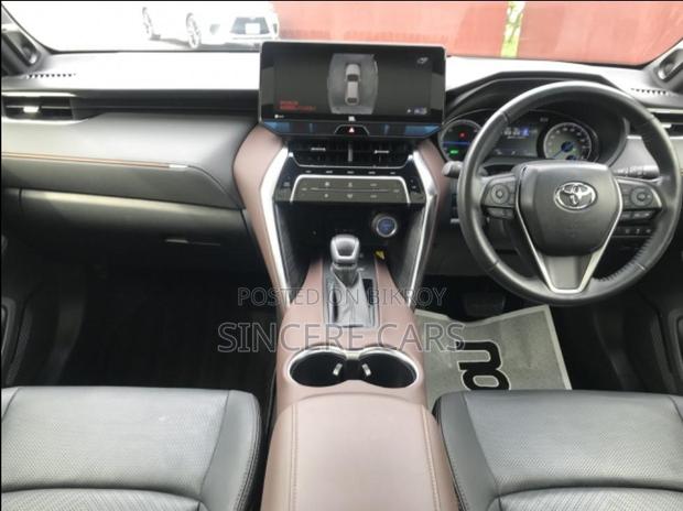 Toyota Harrier 2022 Pearl