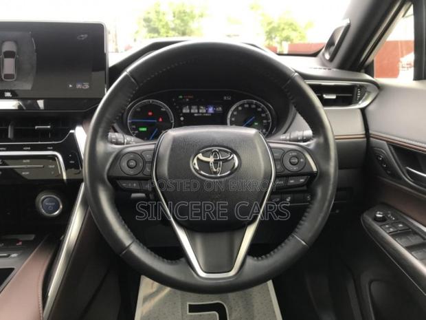 Toyota Harrier 2022 Pearl