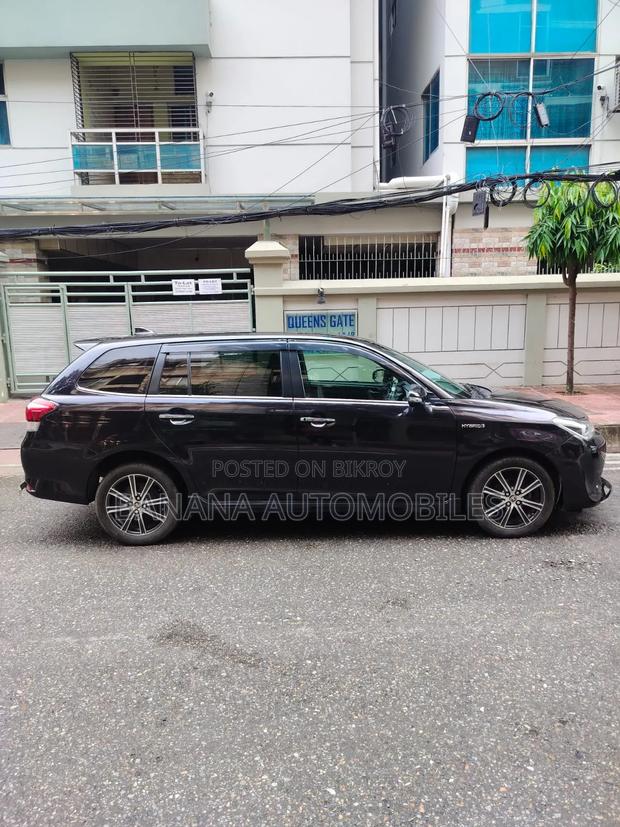 Toyota Corolla Fielder 2017 Purple