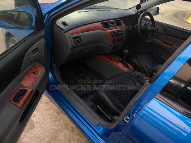 Mitsubishi Lancer 2009 Blue