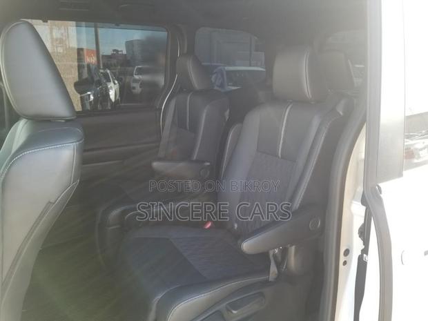 Toyota Noah 2022 Pearl