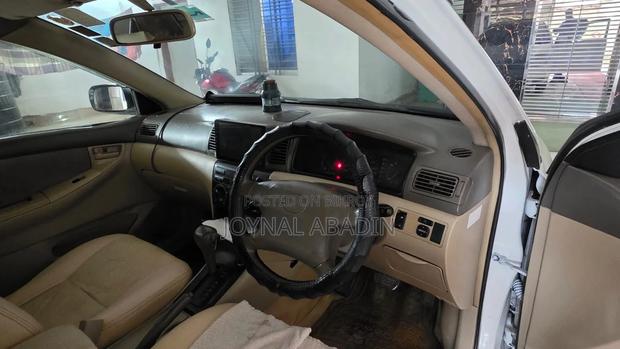 Toyota Corolla Sedan 2004 Pearl