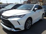 Toyota Harrier 2023 Pearl for sale