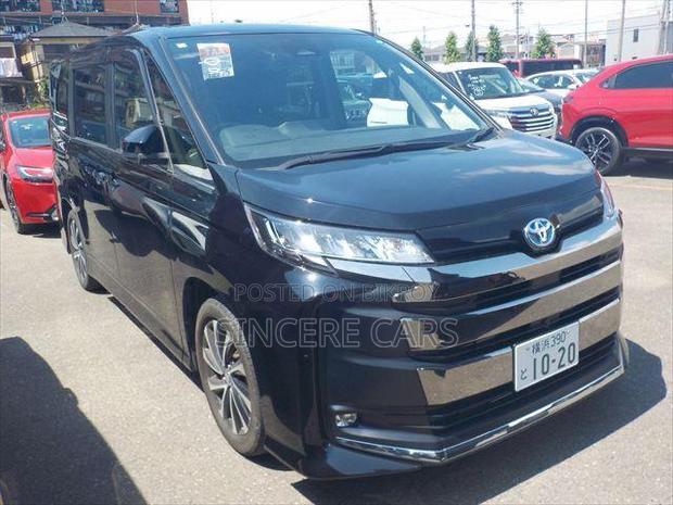 Toyota Noah 2023 Black