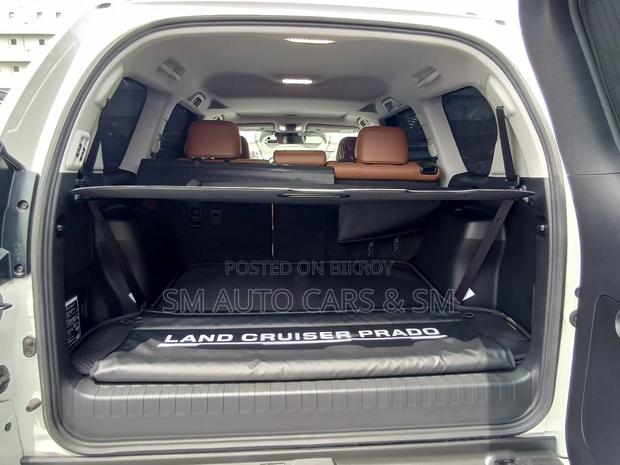 Toyota Land Cruiser Prado 2.7 2022 Pearl