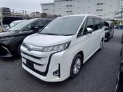 Toyota Noah 2023 Pearl for sale
