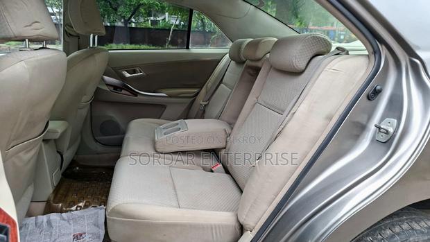 Toyota Premio 2009 Gray