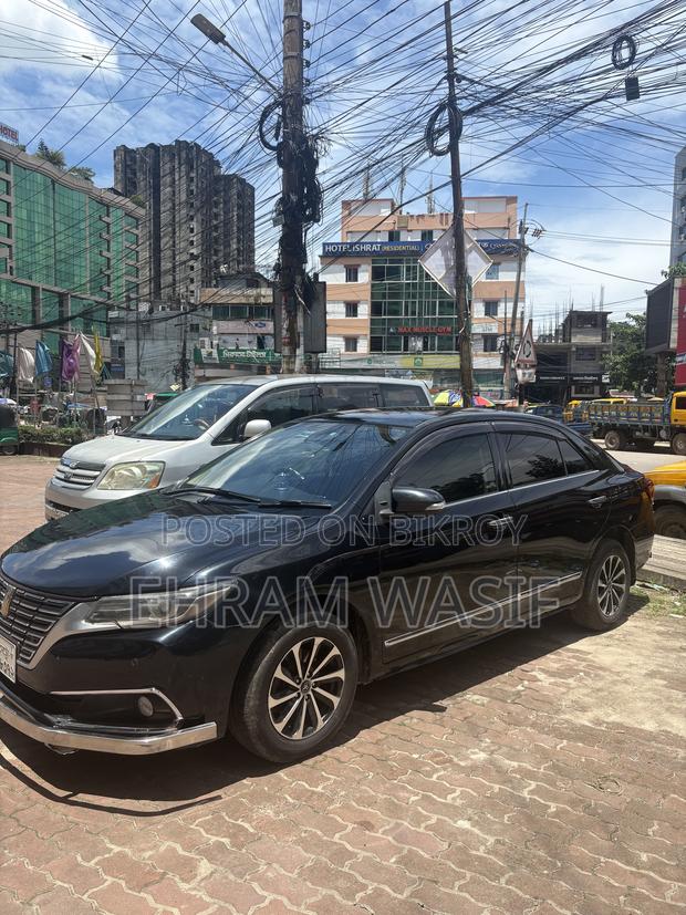Toyota Premio 2016 Black