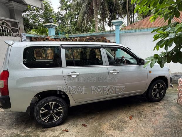 Toyota Probox 2005 Silver