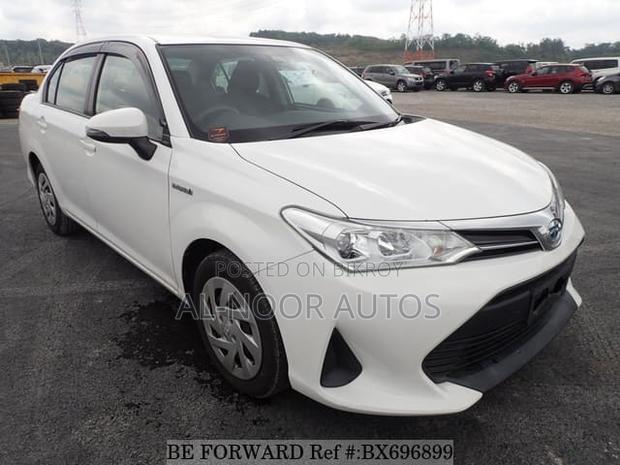 Toyota Axio 2021 White