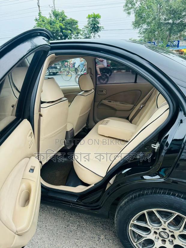 Nissan Sunny 2007 Black