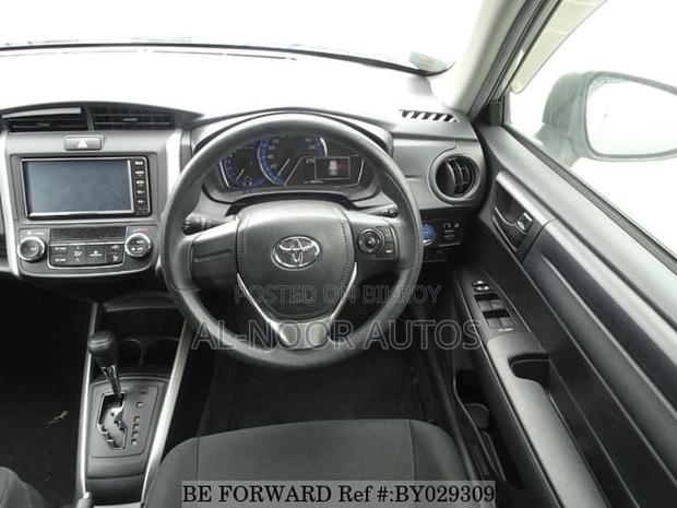Toyota Corolla Fielder 2021 Silver