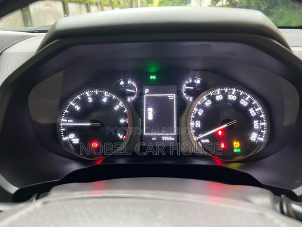 Toyota Land Cruiser Prado 2022 Black