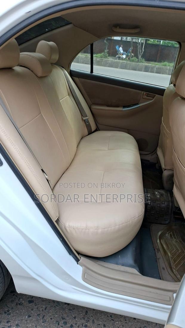 Toyota Corolla 2005 White