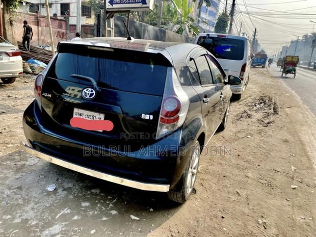 Toyota Aqua 2014 Black