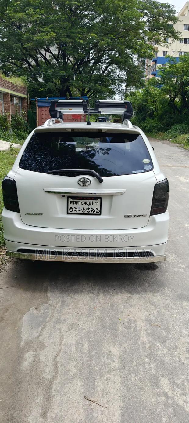 Toyota Corolla Fielder 2011 Pearl