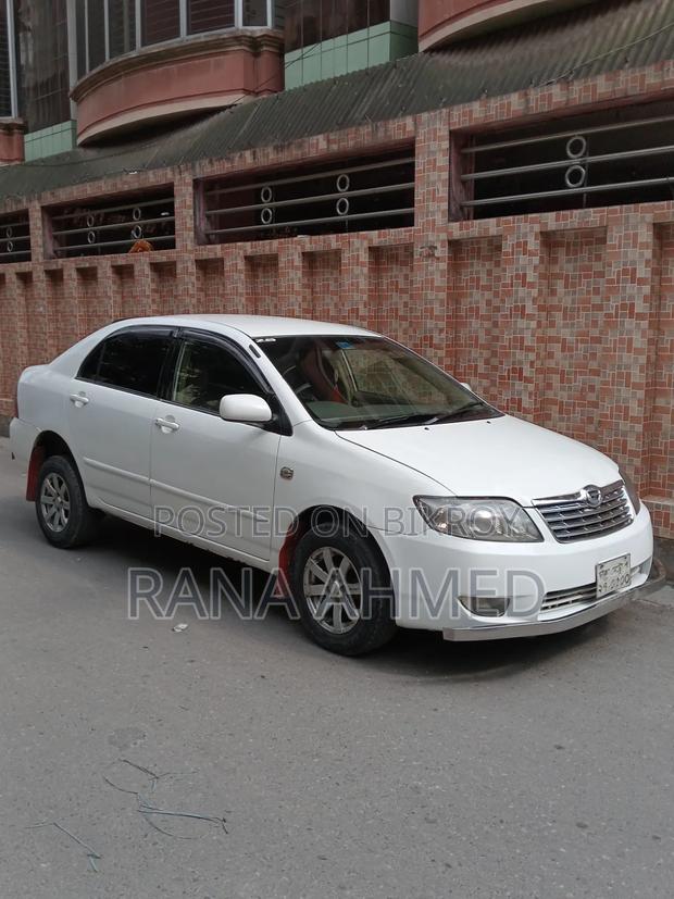 Toyota Corolla 2005 White