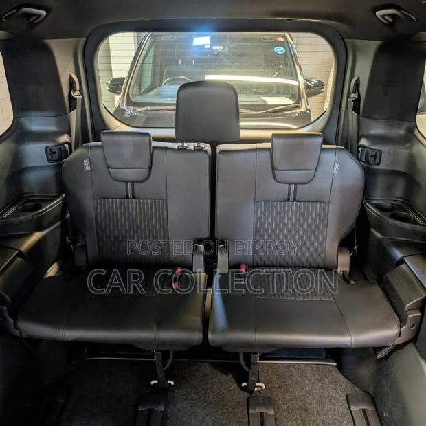 Toyota Noah 2022 Pearl