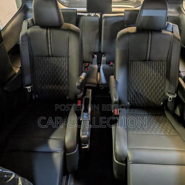Toyota Noah 2022 Pearl