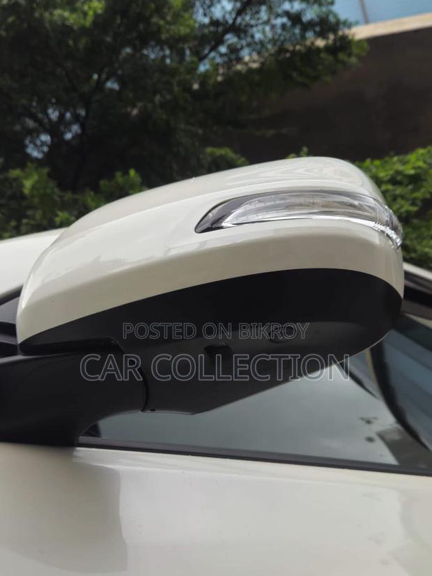 Toyota Land Cruiser Prado 2021 White