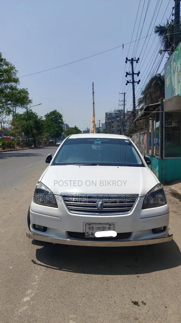 Toyota Premio 2005 White